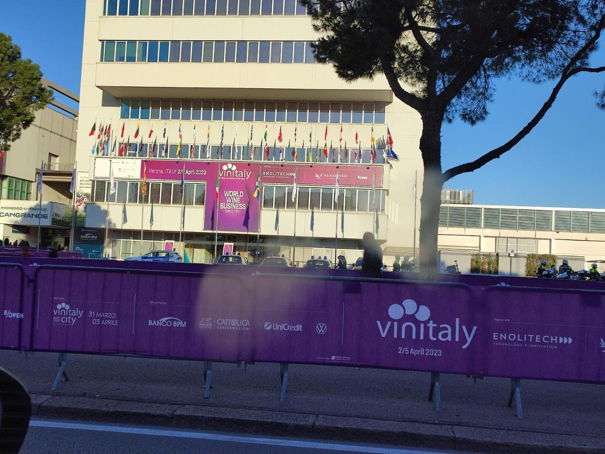 Easy Stay Verona Rooms Exteriér fotografie
